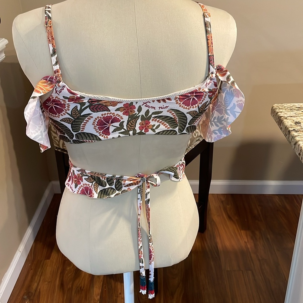Floral Ruffle Bikini Set from Farm Rio - Picture 5 of 13